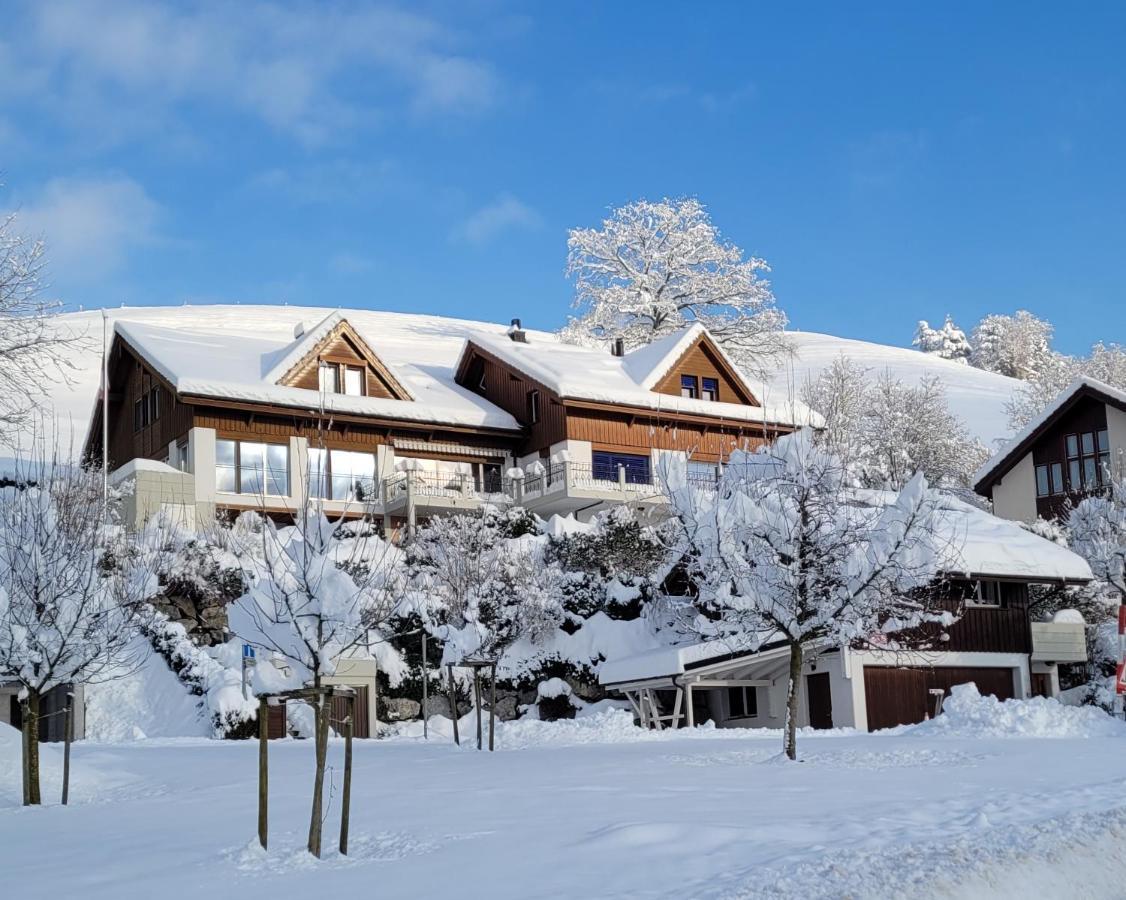 Bnb Alpenblick Lütisburg Exterior foto